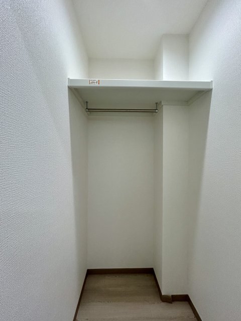 収納　別号室の写真です（反転）