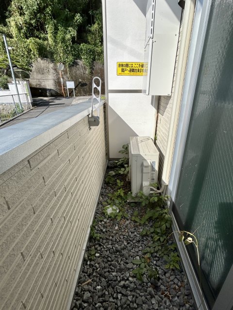 バルコニー　別号室の写真です（反転）