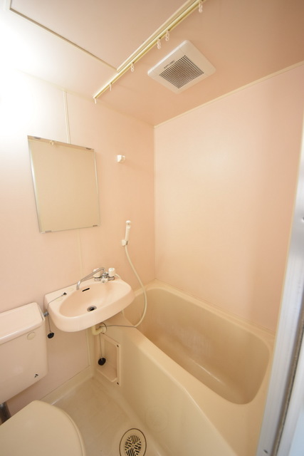 バス・シャワールーム　～今日の疲れはさっぱりと～～