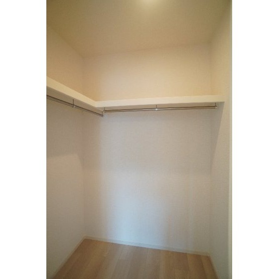 収納　ウォークインクローゼット