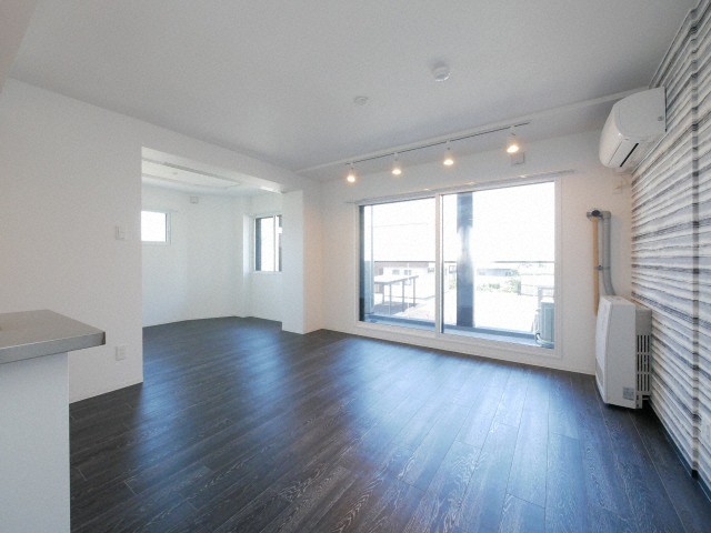 眺望　使いやすい広々としたリビングです♪