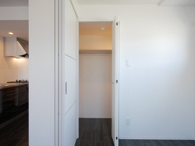 収納　収納力のあるウォークインクローゼットです！