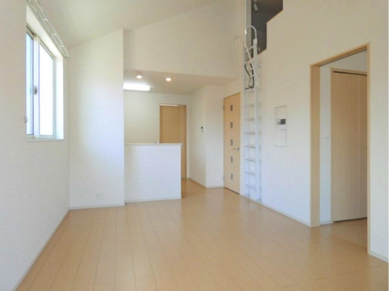 居室・リビング　図面と現状に相違がある場合には現状を優先