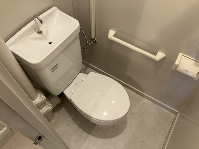 トイレ　トイレ