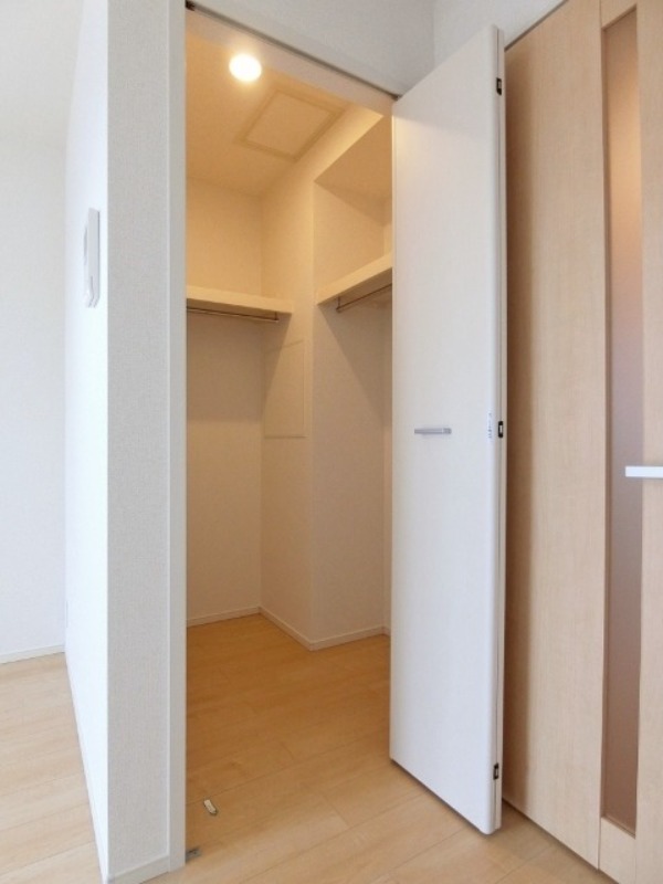 収納　図面と現状に相違がある場合には現状を優先