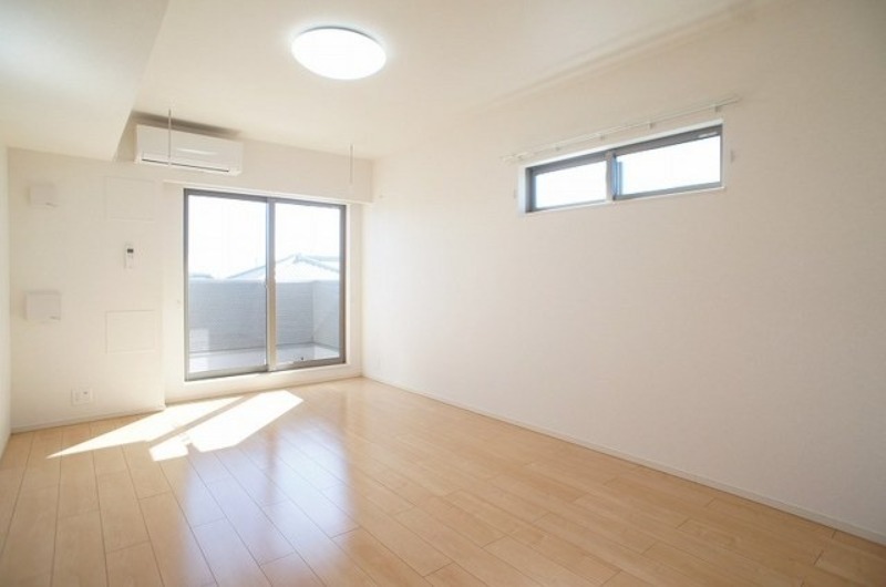 居室・リビング　図面と現状に相違がある場合には現状を優先