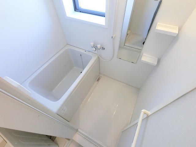 バス・シャワールーム　室内写真を添付します