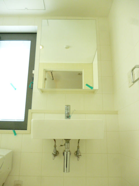 洗面設備　洗面設備