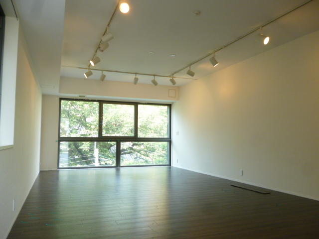 居室・リビング　内観1