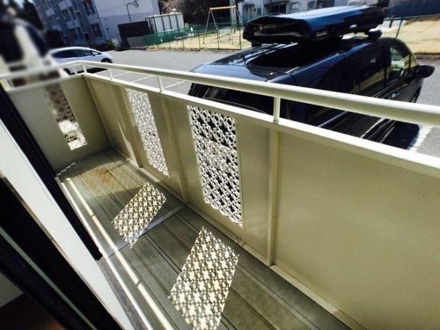 バルコニー　３ＤＫ→2ＬＤＫへ変更工事中