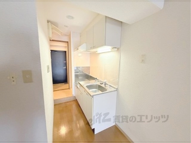 キッチン　２口コンロ設置可です。