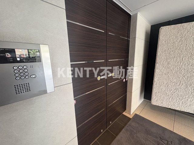 ロビー　建物の内部です