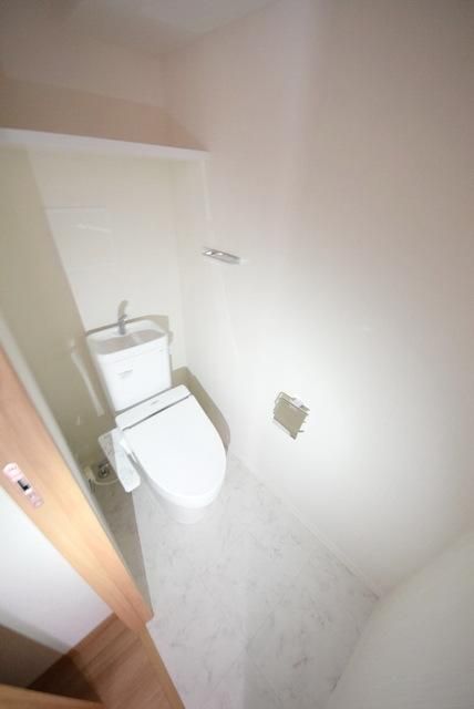 トイレ　ウォシュレット完備