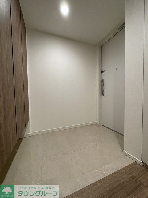 玄関　※写真は同タイプ住戸です。