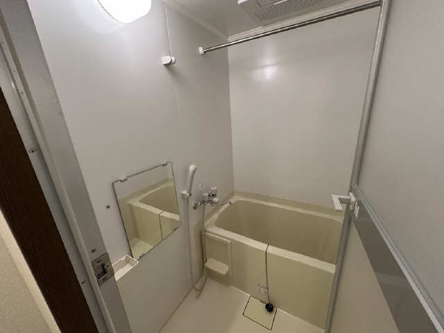 バス・シャワールーム　家具家電付きご希望の場合は家賃が変更となります。