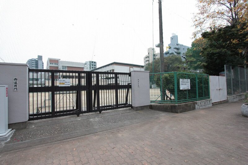 小学校　名古屋市立大須小学校（小学校）まで165m