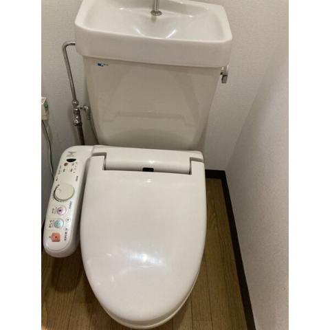 トイレ　シャワー付トイレ