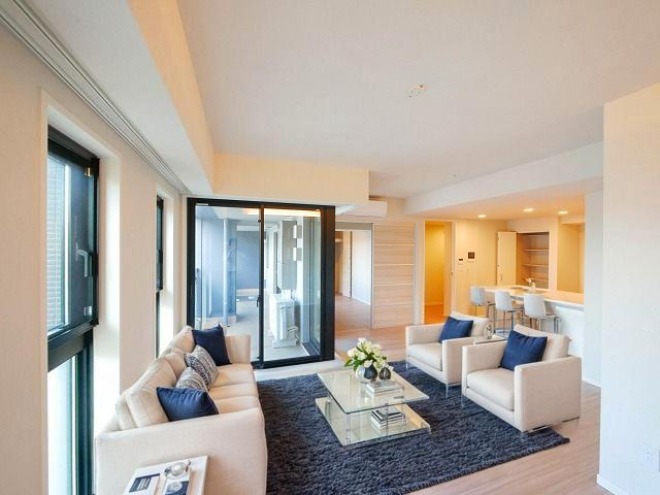 居室・リビング　CGで家具等を配置したもので家具等は含まれません