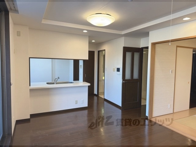 居室・リビング　リビング