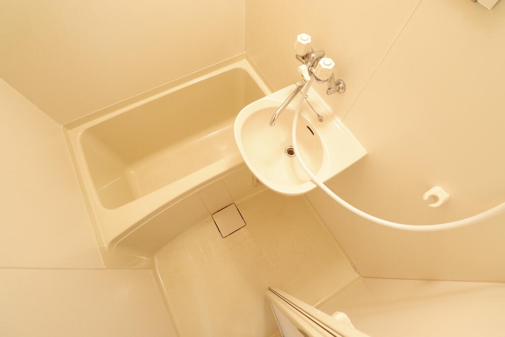 バス・シャワールーム　バスルームです♪