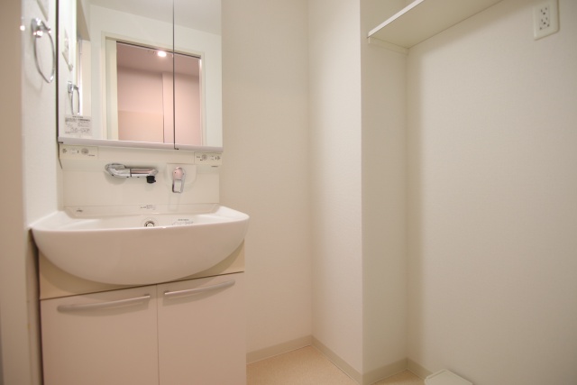 洗面設備　※別室の参考写真の為、現況優先です。