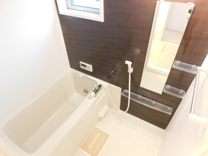 バス・シャワールーム　浴室です☆