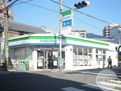 コンビニ　ファミリーマート堺中百舌鳥町五丁店（コンビニ）まで82m