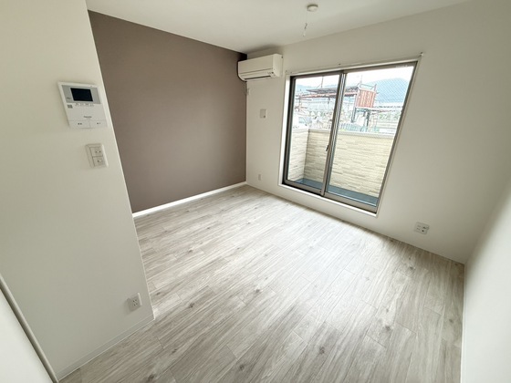 居室・リビング　※別部屋の写真です