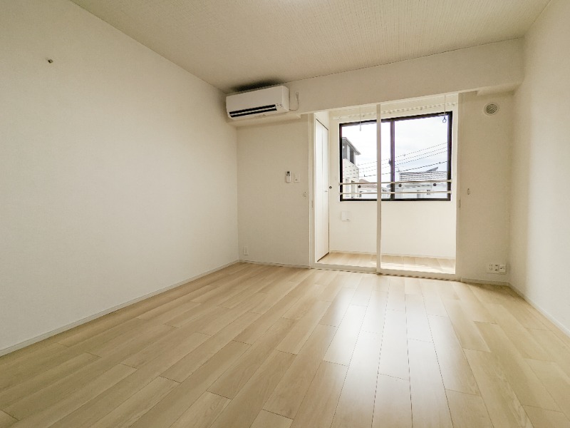 居室・リビング　図面と現状に相違がある場合には現状を優先