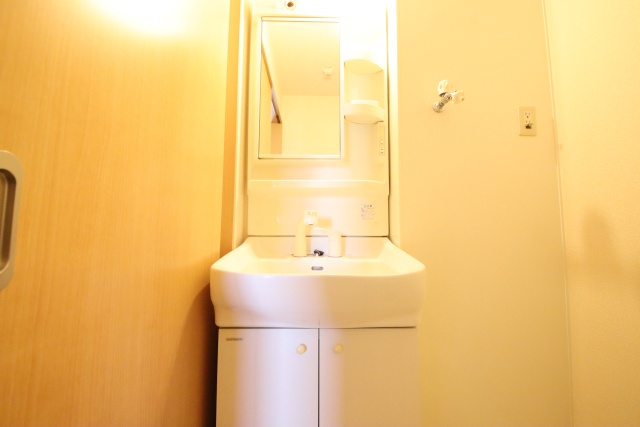 洗面設備　※別室の参考写真の為、現況優先です。