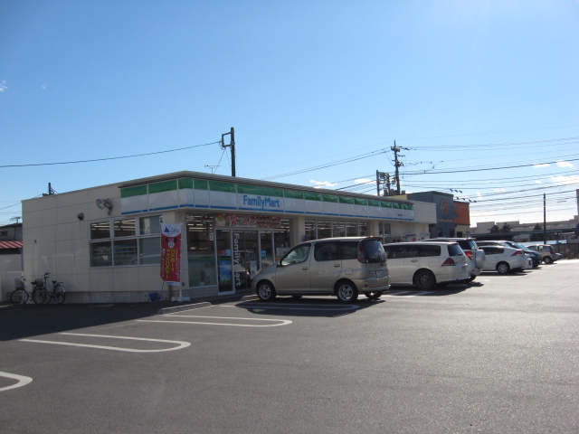 コンビニ　ファミリーマート 宇都宮簗瀬四丁目店（コンビニ）まで390m