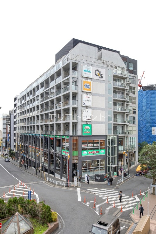 エントランス　外観