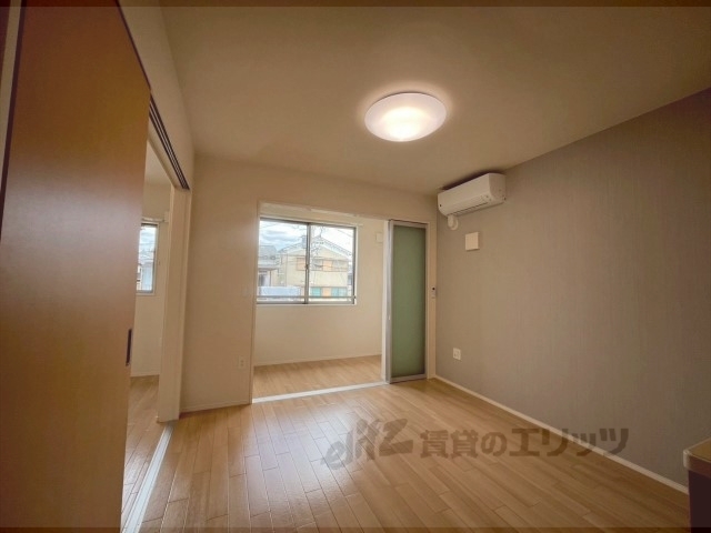 居室・リビング　リビング