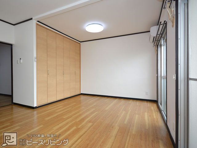 居室・リビング　サラグレース川内