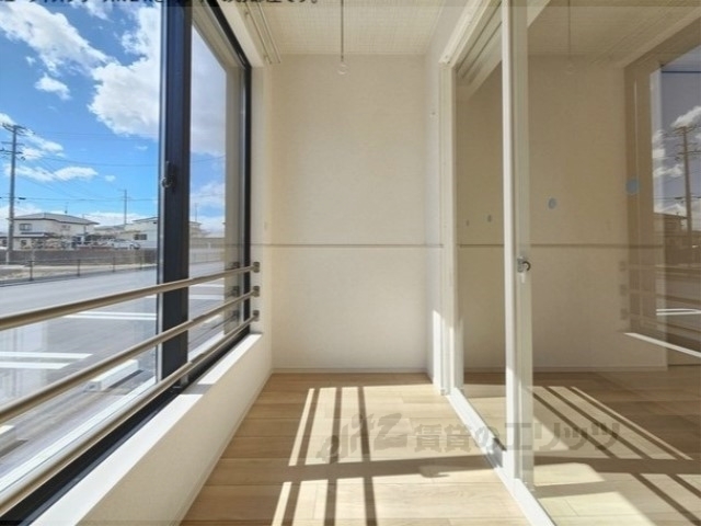 バルコニー　イメージ写真