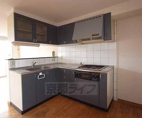 キッチン　Ｌ字型のキッチンです。