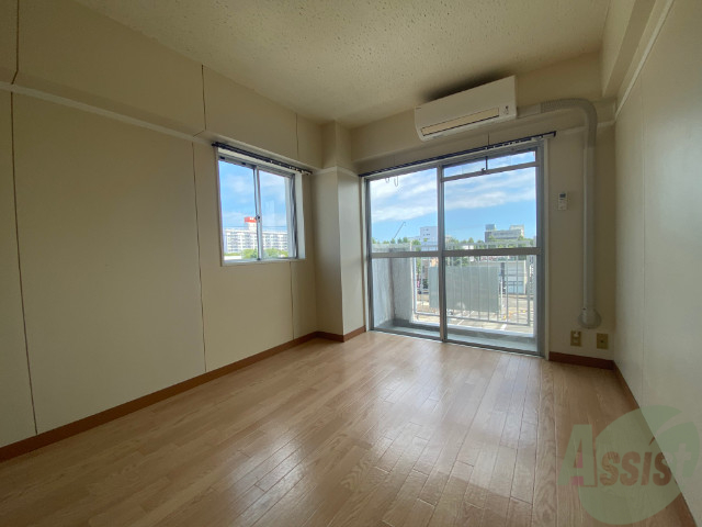 その他部屋・スペース　ベッドを置いても十分なスペースが確保できそうですね