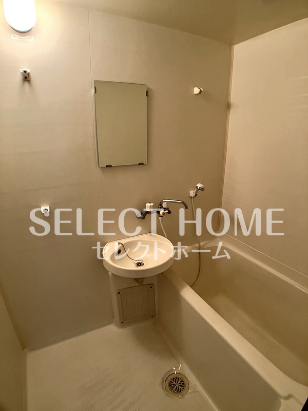 バス・シャワールーム　日々の疲れを癒すお風呂付です