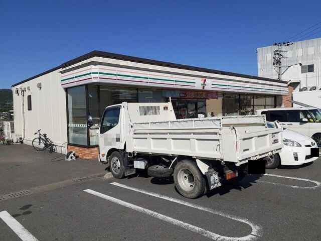 コンビニ　セブンイレブン　宇治槇島町大幡（コンビニ）まで79m