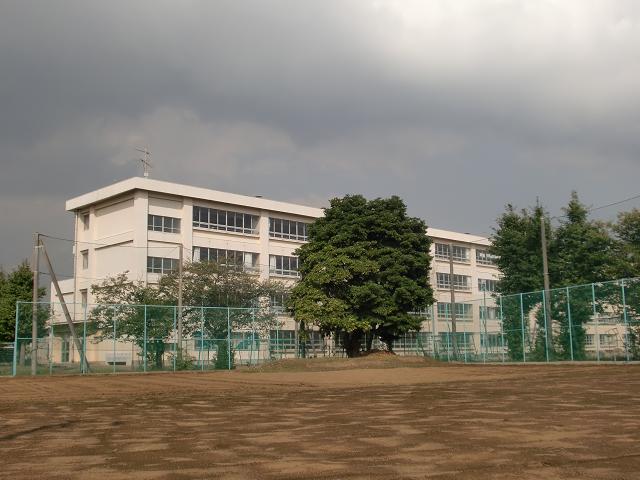 その他　鶴嶺中学校（その他）まで400m