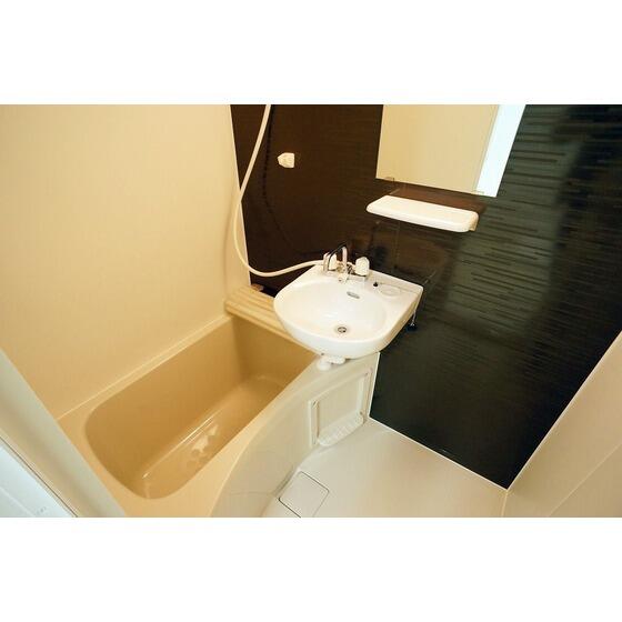 バス・シャワールーム　浴室乾燥機能付 同建物別部屋参考