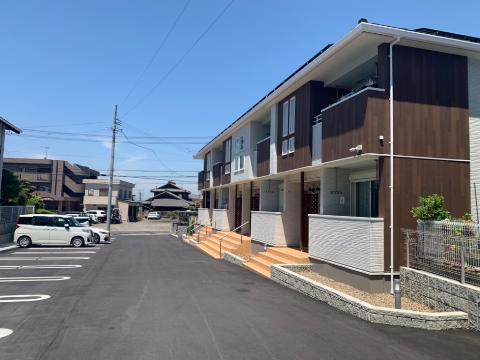 建物外観　外観写真（昼）