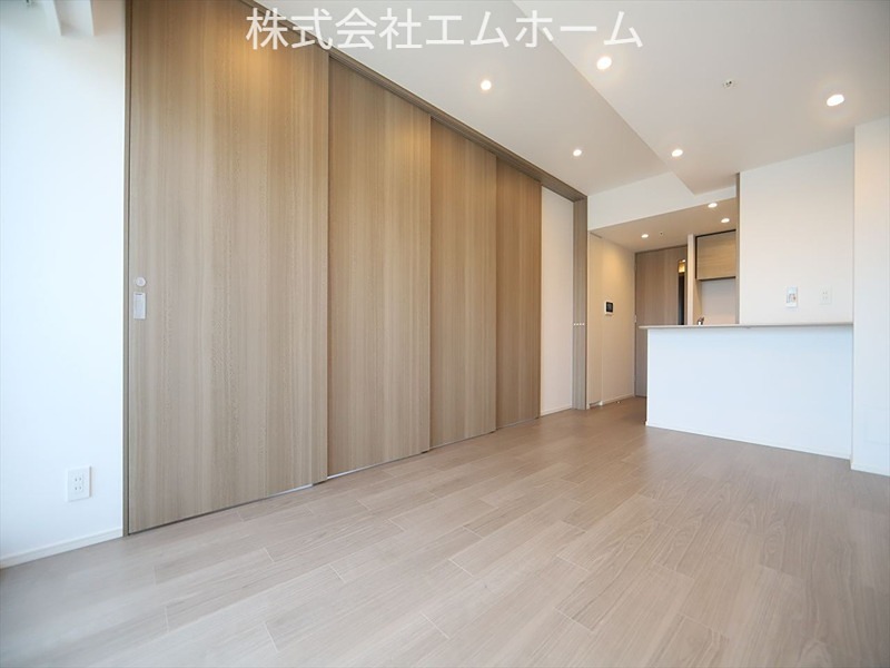 居室・リビング　LDK12.1帖　カウンターキッチン