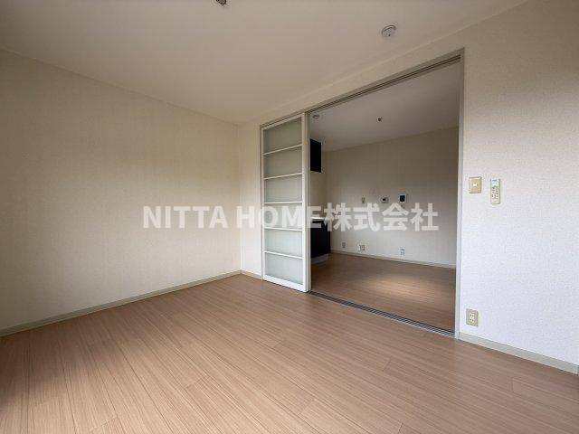 その他部屋・スペース　こちらの洋室は5.9帖です☆