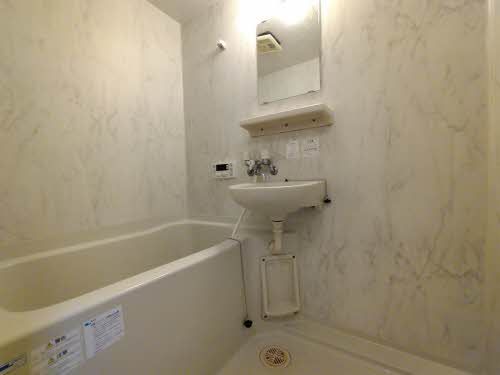 バス・シャワールーム　浴室