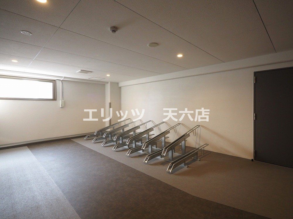 その他共有部分　駐車場