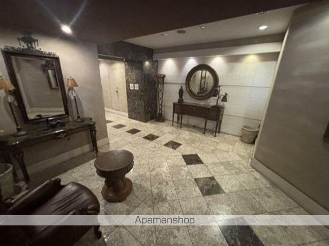 ロビー　ロビー