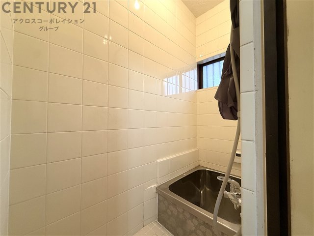 バス・シャワールーム　追い炊き機能付き☆