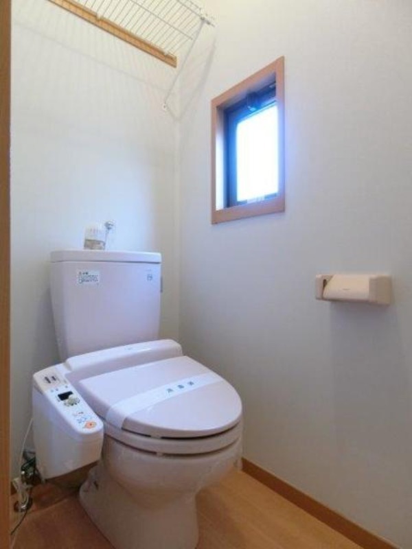 トイレ　図面と現状に相違がある場合には現状を優先