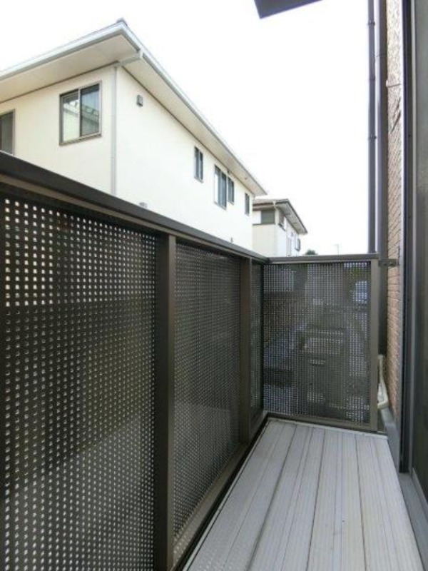 バルコニー　図面と現状に相違がある場合には現状を優先